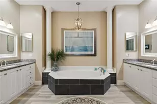 3755 Montreux Ln, Naples, FL 34114 - Photo 14