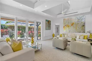 657 Bridge Way Ln, Naples, FL 34108 - Photo 2