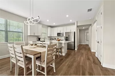 11661 Venetian Lagoon Dr, Fort Myers, FL 33913 - Photo 8