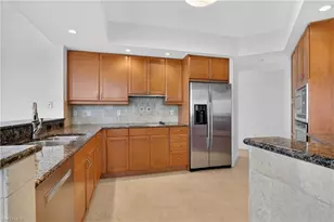 1060 Borghese Ln, Naples, FL 34114 - Photo 16