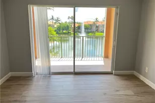 1205 Wildwood Lakes Blvd, Naples, FL 34104 - Photo 10