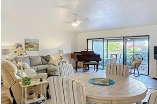 627 Serendipity Dr, Naples, FL 34108 - Photo 8