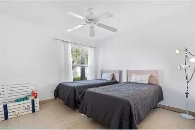 821 Gulf Pavilion Dr #106, Naples, FL 34108 - Photo 22