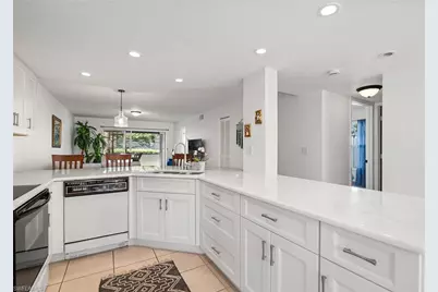 821 Gulf Pavilion Dr #106, Naples, FL 34108 - Photo 8