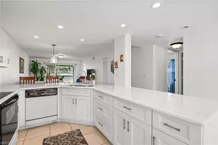 821 Gulf Pavilion Dr, Naples, FL 34108 - Photo 8