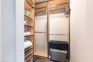 4866 Tahiti Ln, Naples, FL 34112 - Photo 8