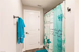 4866 Tahiti Ln, Naples, FL 34112 - Photo 30