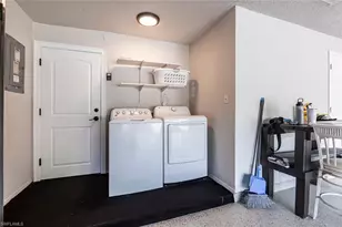 4866 Tahiti Ln, Naples, FL 34112 - Photo 38