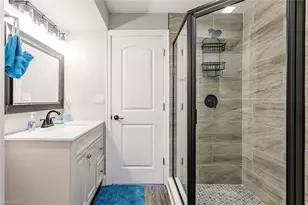 4866 Tahiti Ln, Naples, FL 34112 - Photo 44