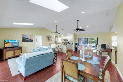 4741 Pembrooke Ln, Bonita Springs, FL 34134 - Photo 8