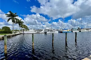 317 Sunrise Cay, Naples, FL 34114 - Photo 2