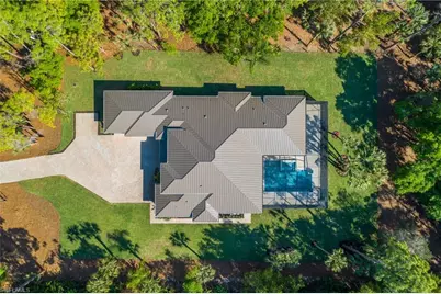 5000 Palmetto Woods Dr, Naples, FL 34119 - Photo 2