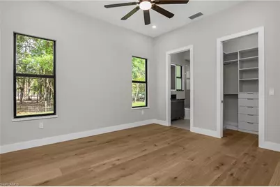 5000 Palmetto Woods Dr, Naples, FL 34119 - Photo 32