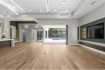 5000 Palmetto Woods Dr, Naples, FL 34119 - Photo 8