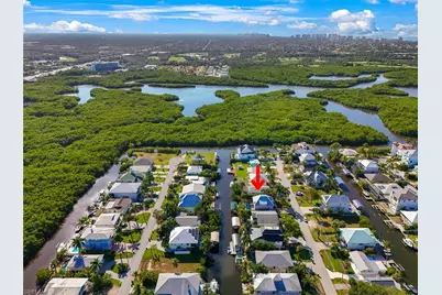 1284 Rainbow Ct, Naples, FL 34110 - Photo 36