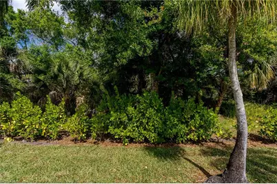 1076 Diamond Lake Cir, Naples, FL 34114 - Photo 6