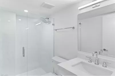 1300 Gulf Shore Blvd N #102, Naples, FL 34102 - Photo 10