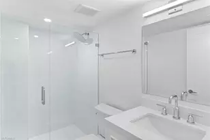 1300 Gulf Shore Blvd N, Naples, FL 34102 - Photo 10