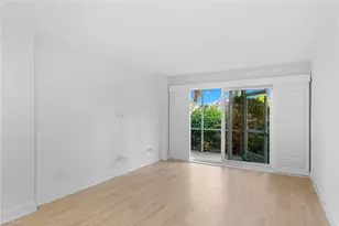 1300 Gulf Shore Blvd N, Naples, FL 34102 - Photo 8