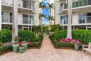 1300 Gulf Shore Blvd N, Naples, FL 34102 - Photo 2