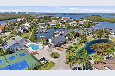 17062 Marina Cove Ln, Fort Myers, FL 33908 - Photo 6