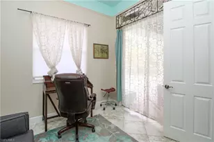 627 Soliel Dr, Naples, FL 34110 - Photo 26