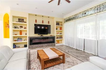 627 Soliel Dr, Naples, FL 34110 - Photo 6