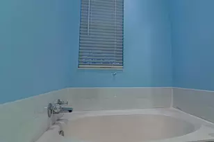 28576 Alessandria Cir, Bonita Springs, FL 34135 - Photo 22