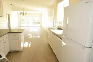 3387 Cayman Ln, Naples, FL 34119 - Photo 8