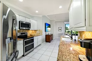 895 Eastham Way, Naples, FL 34104 - Photo 10