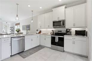 28306 Captiva Shell Loop, Bonita Springs, FL 34135 - Photo 8