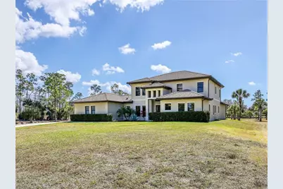 3160 27th Ave SW, Naples, FL 34117 - Photo 8