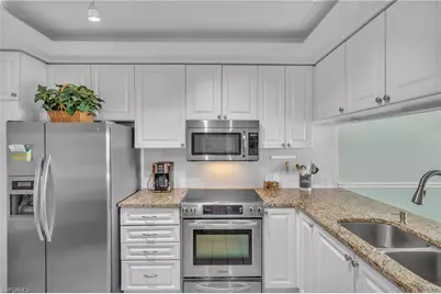 14941 Hole in One Cir #110, Fort Myers, FL 33919 - Photo 8