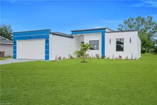 1303 NE 6th Ave, Cape Coral, FL 33909 - Photo 2