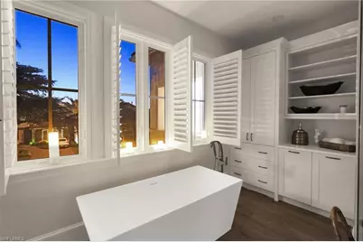 2106 Modena Ct, Naples, FL 34105 - Photo 28