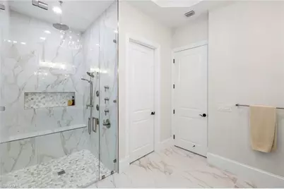 2106 Modena Ct, Naples, FL 34105 - Photo 24