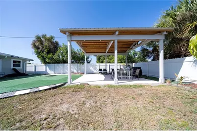 1701 Framingham Ct, Fort Myers, FL 33907 - Photo 24