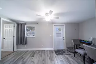 1701 Framingham Ct, Fort Myers, FL 33907 - Photo 18