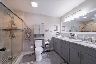 1701 Framingham Ct, Fort Myers, FL 33907 - Photo 12