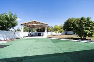 1701 Framingham Ct, Fort Myers, FL 33907 - Photo 26