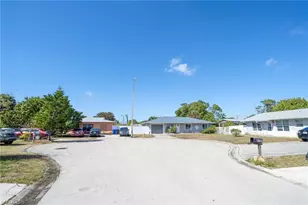 1701 Framingham Ct, Fort Myers, FL 33907 - Photo 20