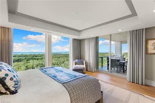 6897 Grenadier Blvd, Naples, FL 34108 - Photo 30