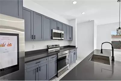 1400 E 7th St, Lehigh Acres, FL 33972 - Photo 10