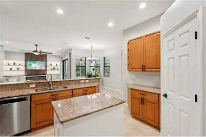 370 12th Ave NW, Naples, FL 34120 - Photo 12