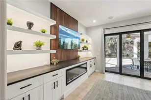 370 12th Ave NW, Naples, FL 34120 - Photo 8