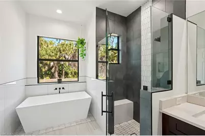 370 12th Ave NW, Naples, FL 34120 - Photo 22