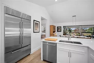 770 Eagle Creek Dr, Naples, FL 34113 - Photo 14