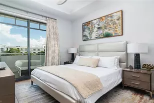 101 8th St S, Naples, FL 34102 - Photo 4