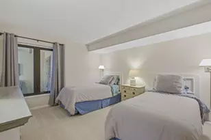 106 Clubhouse Dr, Naples, FL 34105 - Photo 18