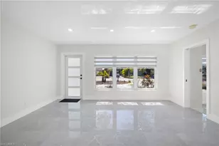 47 River Ct, Naples, FL 34110 - Photo 12